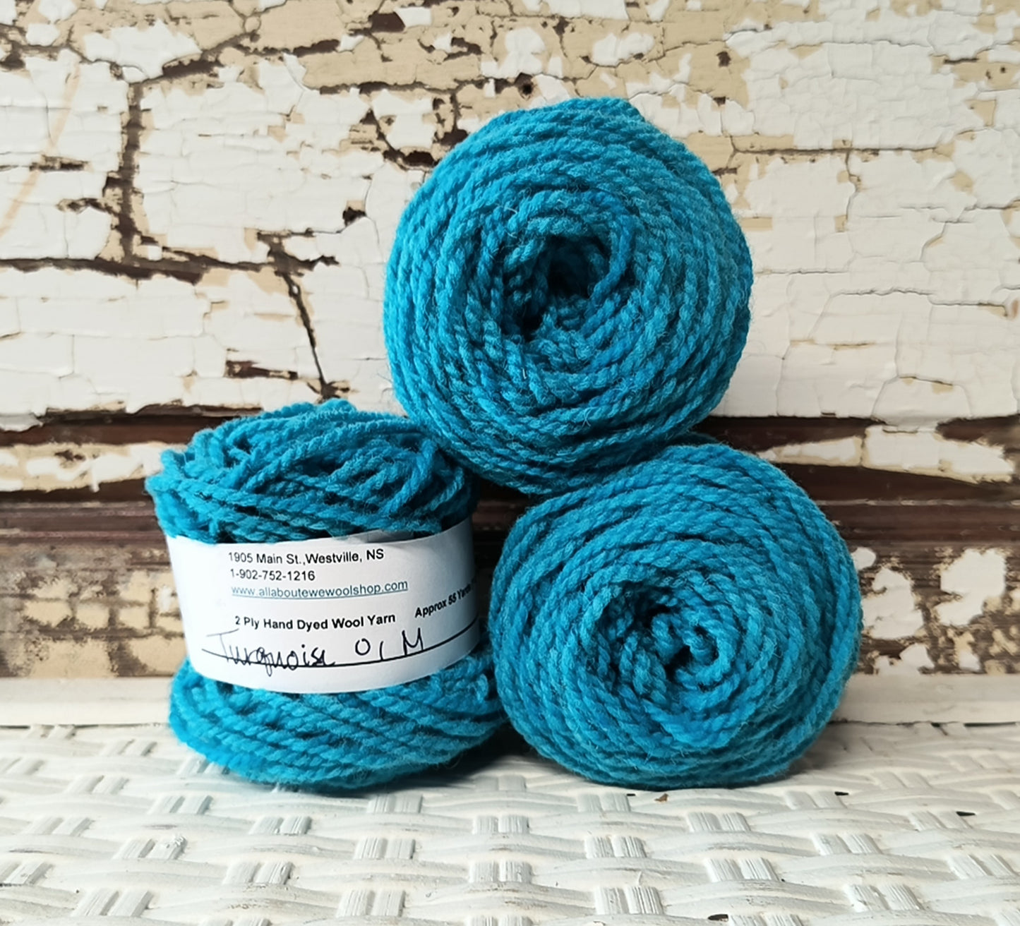 Turquoise 01 M Hand Dyed Wool Yarn Cake