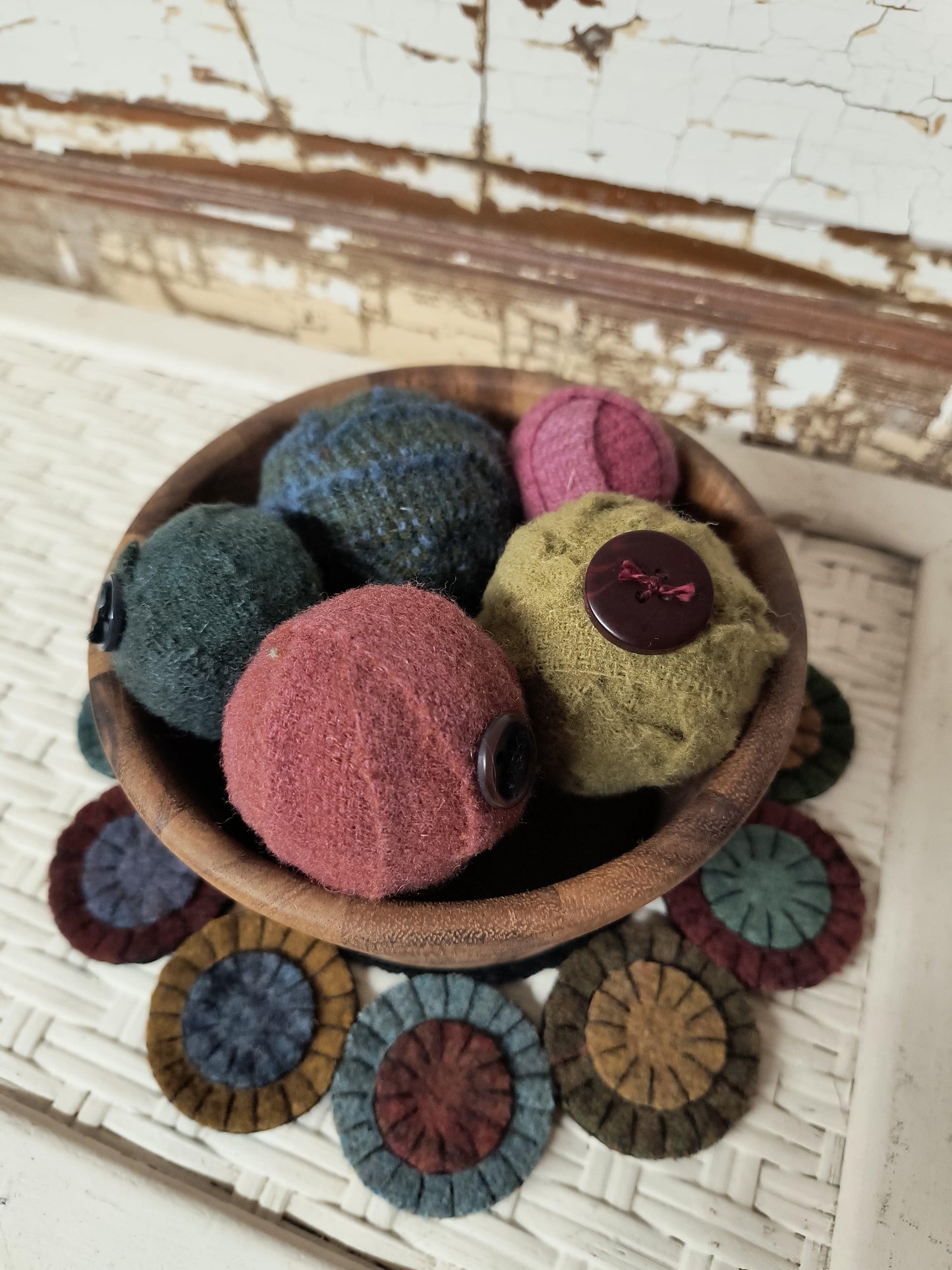 WOOL BALLS & BUTTONS Kit - All About Ewe Wool Shop