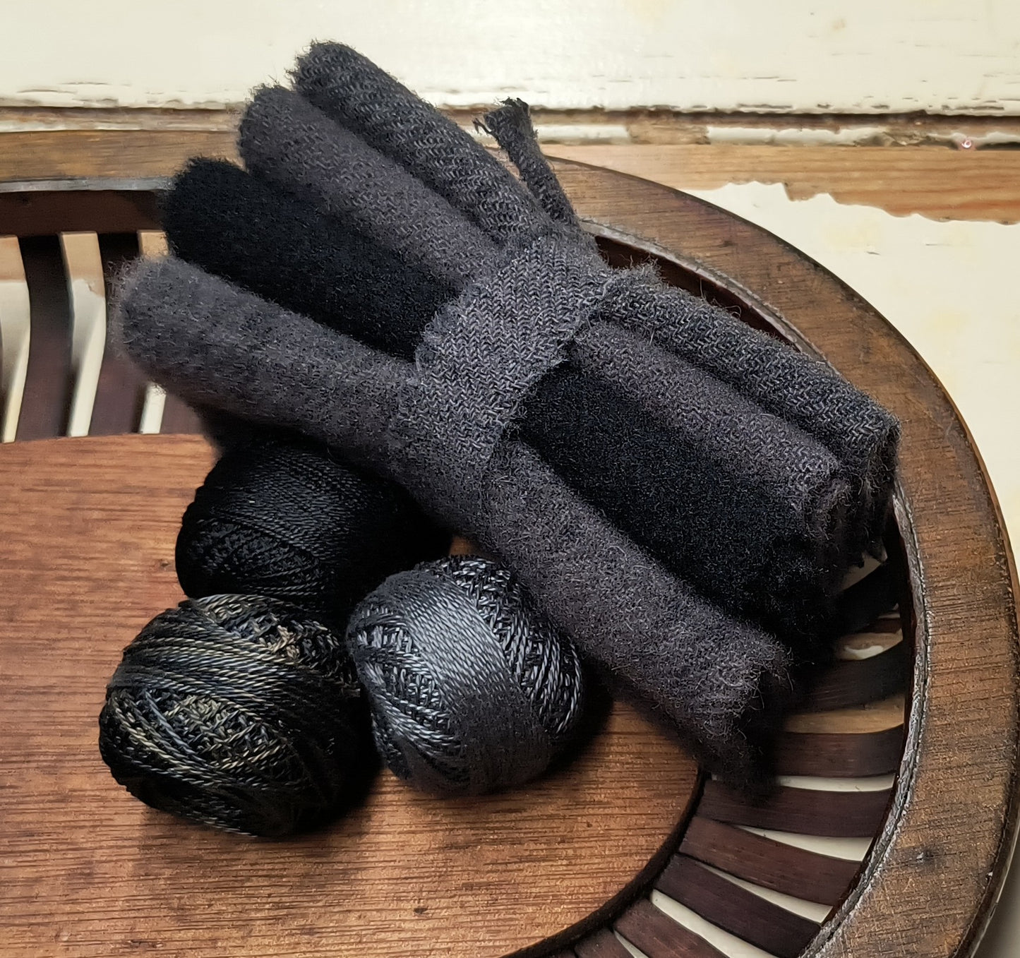 OLD SMOKE BUNDLE Wool