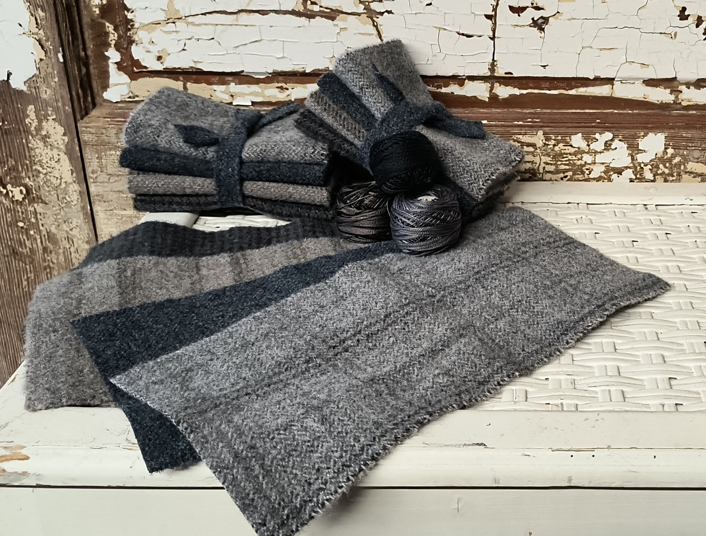 TEXTURED WOOL BUNDLE