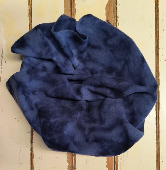 NAVY 00 M Hand Dyed Wool