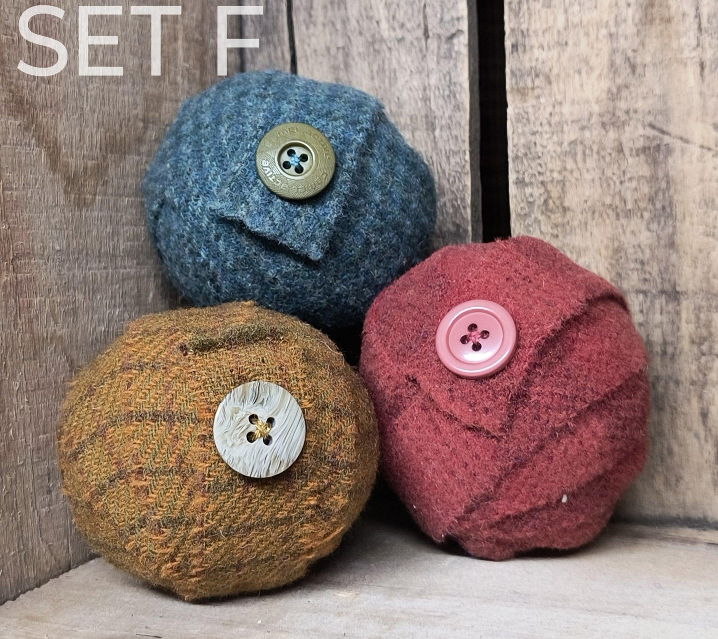 WOOL BALLS & BUTTONS Kit - All About Ewe Wool Shop