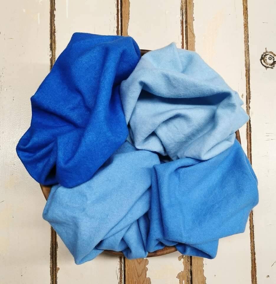 CAPRI VALUES | Set of 4 hand-dyed wool | Patchwork | Applique | Hooking | Punching