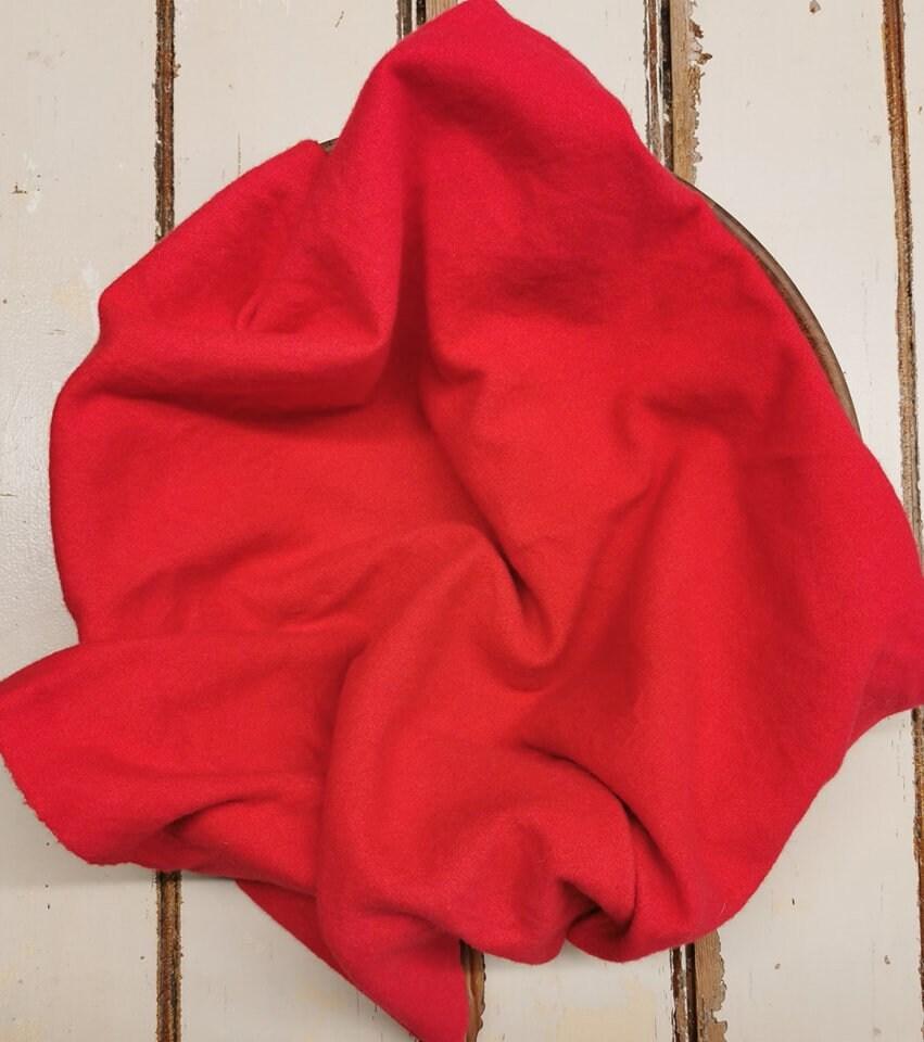 RED VALUES | Set of 4 hand-dyed wool | Patchwork | Applique | Hooking | Punching